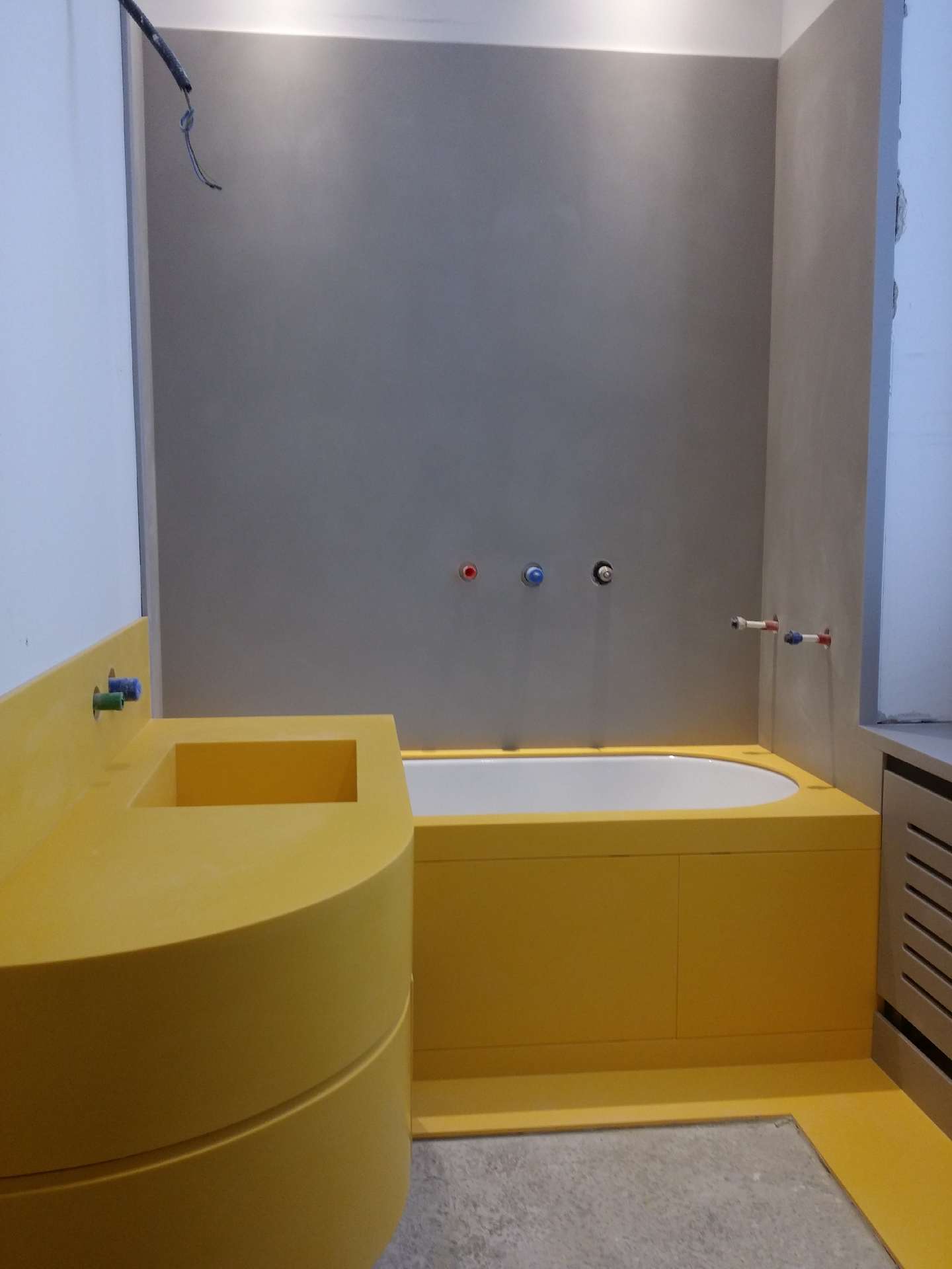 Continuous Corian surfaces