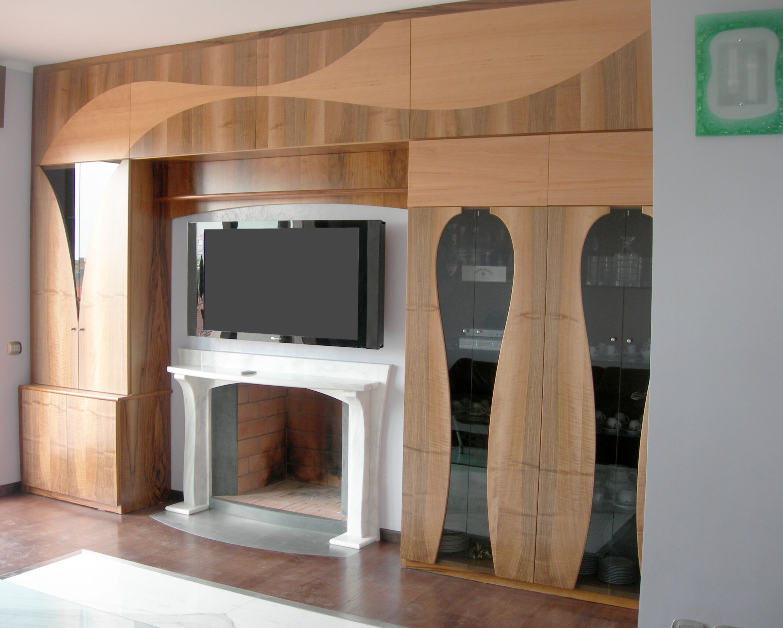 Fitted wall unit in timber